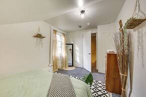 Townhome ~ 1 Mi to Downtown Pittsburgh & Stage AE