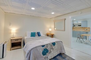 Walk to Harbor: Pet-friendly Apt in Sorrento!