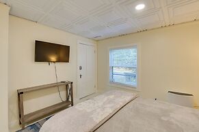 Walk to Harbor: Pet-friendly Apt in Sorrento!