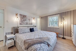 4 Mi to Skiing: Cabin w/ Lake Access in Blakeslee