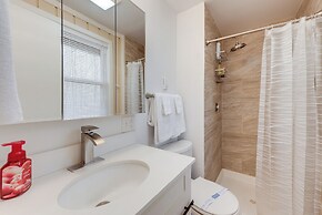 4 Mi to Skiing: Cabin w/ Lake Access in Blakeslee