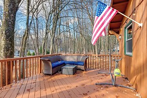 4 Mi to Skiing: Cabin w/ Lake Access in Blakeslee