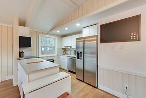 4 Mi to Skiing: Cabin w/ Lake Access in Blakeslee