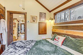 On-site Trails + Furnished Deck: Monteagle Escape!