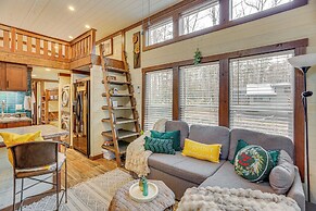 On-site Trails + Furnished Deck: Monteagle Escape!
