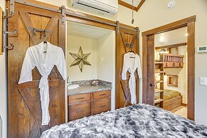 On-site Trails + Furnished Deck: Monteagle Escape!