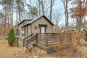 On-site Trails + Furnished Deck: Monteagle Escape!