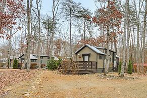 On-site Trails + Furnished Deck: Monteagle Escape!