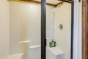 On-site Trails + Furnished Deck: Monteagle Escape!