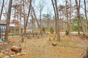 On-site Trails + Furnished Deck: Monteagle Escape!