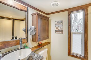 On-site Trails + Furnished Deck: Monteagle Escape!