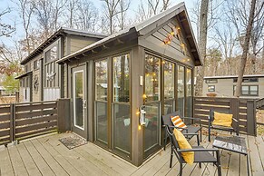On-site Trails + Furnished Deck: Monteagle Escape!