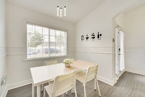 Play & Relax: Davenport Family Getaway!