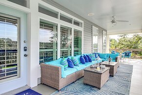 Pool, Dock & Tennis Court: Home in Bay St Louis!