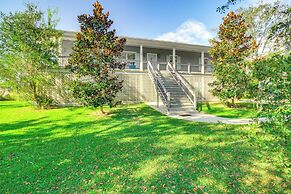 Pool, Dock & Tennis Court: Home in Bay St Louis!