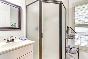 Pool, Dock & Tennis Court: Home in Bay St Louis!