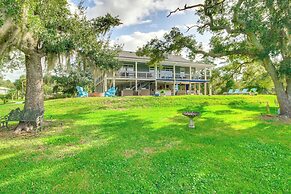 Pool, Dock & Tennis Court: Home in Bay St Louis!