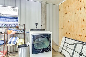 Pool, Dock & Tennis Court: Home in Bay St Louis!