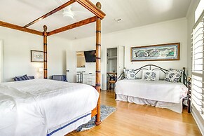 Pool, Dock & Tennis Court: Home in Bay St Louis!