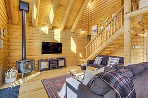 2 Mi to Lake Arrowhead Village: Pet-friendly Cabin