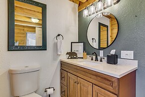 2 Mi to Lake Arrowhead Village: Pet-friendly Cabin