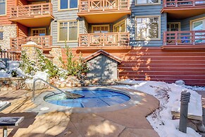 Walk to Lifts: Copper Mtn Condo in Center Village