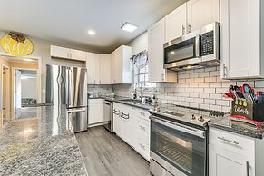 Updated Home 2 Mi to Downtown Texarkana!