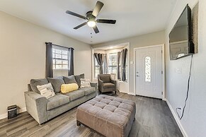 Updated Home 2 Mi to Downtown Texarkana!