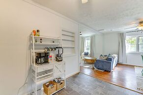 9 Mi to Colonial Beach: Charming Cottage w/ Yard!