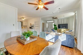 9 Mi to Colonial Beach: Charming Cottage w/ Yard!