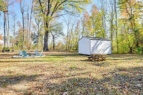 9 Mi to Colonial Beach: Charming Cottage w/ Yard!