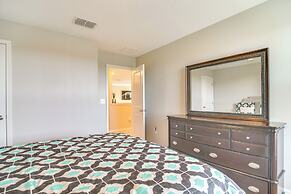 7 Mi to Beach: Home w/ Pool Access in Ruskin