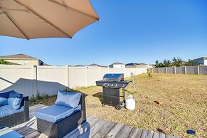 7 Mi to Beach: Spacious Ruskin Home w/ Patio