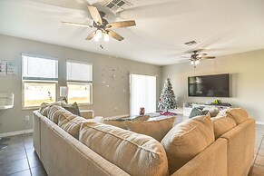 7 Mi to Beach: Spacious Ruskin Home w/ Patio