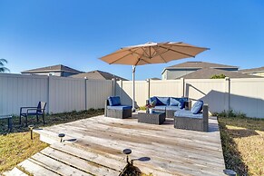 7 Mi to Beach: Spacious Ruskin Home w/ Patio