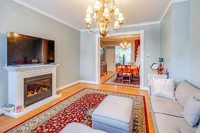 1 Mi to Dtwn: Townhome w/ Patio in Baltimore!