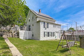 Home Near Skiing & Downtown Worcester