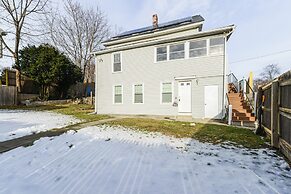 Home Near Skiing & Downtown Worcester