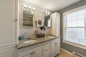 Home Near Skiing & Downtown Worcester