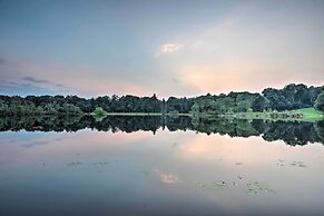 Ski, Hike, Swim & More: Pocono Farms Family Home