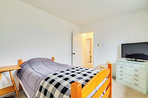 Ski, Hike, Swim & More: Pocono Farms Family Home