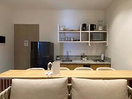 w Pristine 2BR w Lovely Terrace in CTG