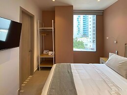 w Pristine 2BR w Lovely Terrace in CTG