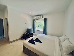 Titanic Stayin Premium View Hotel