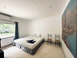 Titanic Stayin Premium View Hotel