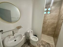 Titanic Stayin Premium View Hotel