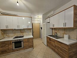 Teo's K Apartment