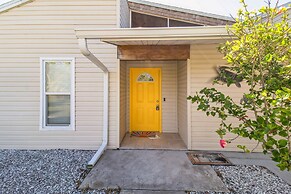 Tropical Oasis With Private Screened Hot Tub 2 Bedroom Home
