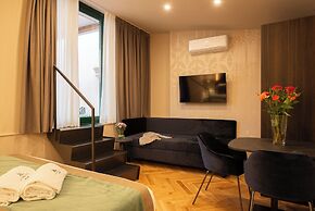 H77 Apartments - Maison D'Art Collection