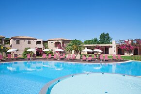 Residence with pool in Campulongu